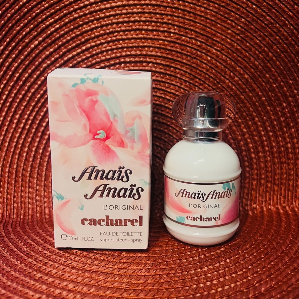 Anais Anais by Cacharel 1oz 
Full bottle

The mythical and most tender fragrance